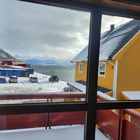 Apartment By The Lakeside Tromso Exterior photo